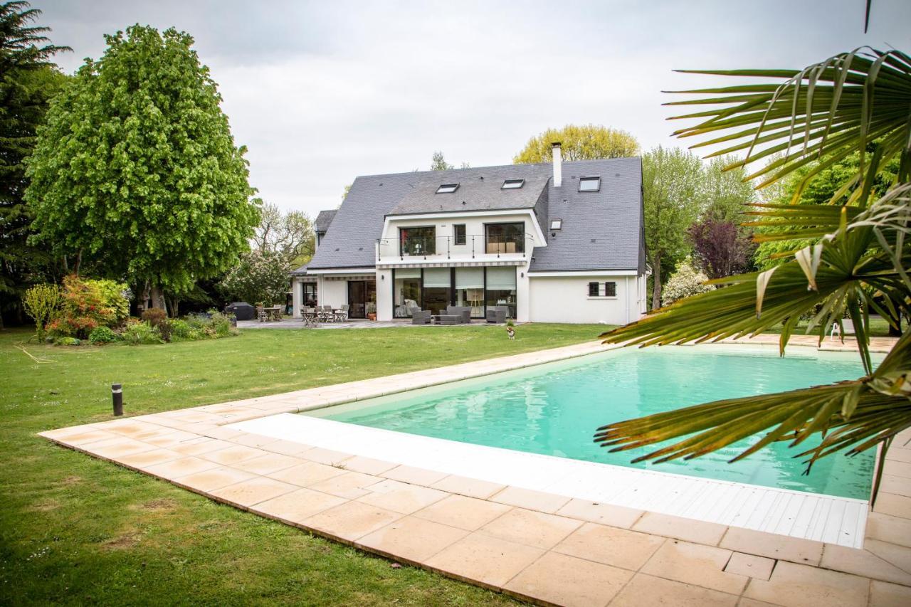 Le Champ Du Renne Bed & Breakfast Le Mans Bagian luar foto