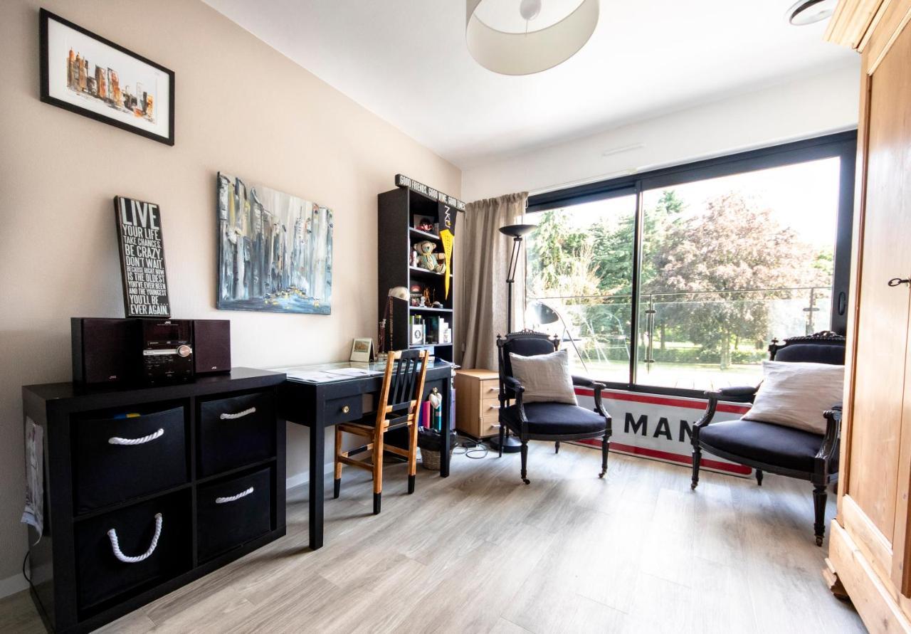 Le Champ Du Renne Bed & Breakfast Le Mans Bagian luar foto