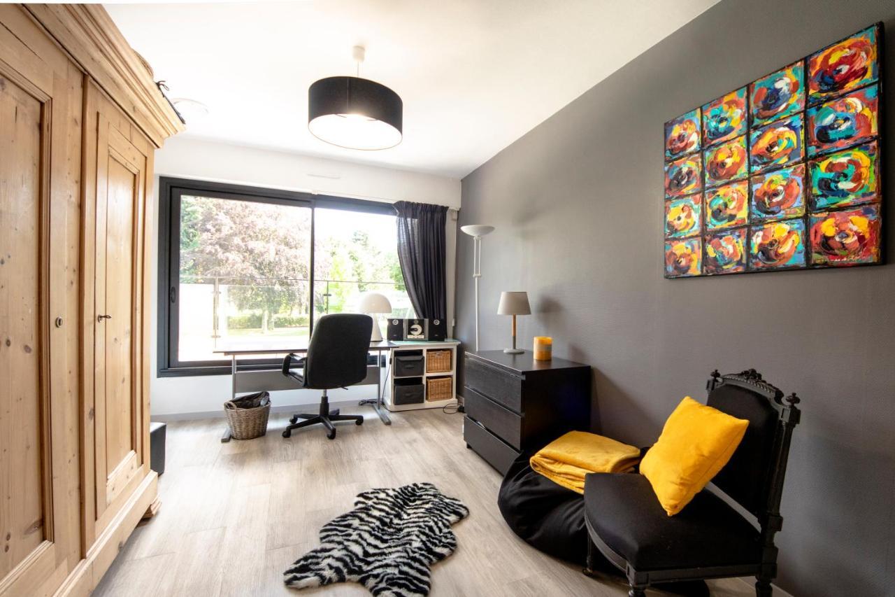 Le Champ Du Renne Bed & Breakfast Le Mans Bagian luar foto