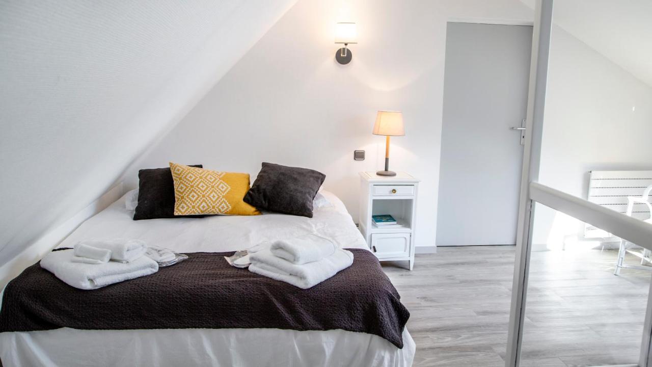 Le Champ Du Renne Bed & Breakfast Le Mans Bagian luar foto